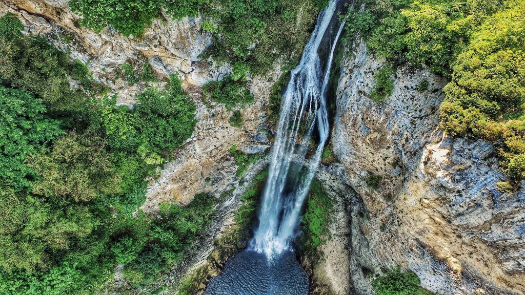 Blihe-waterval bij Sanski Most, Bosnië en Herzegovina