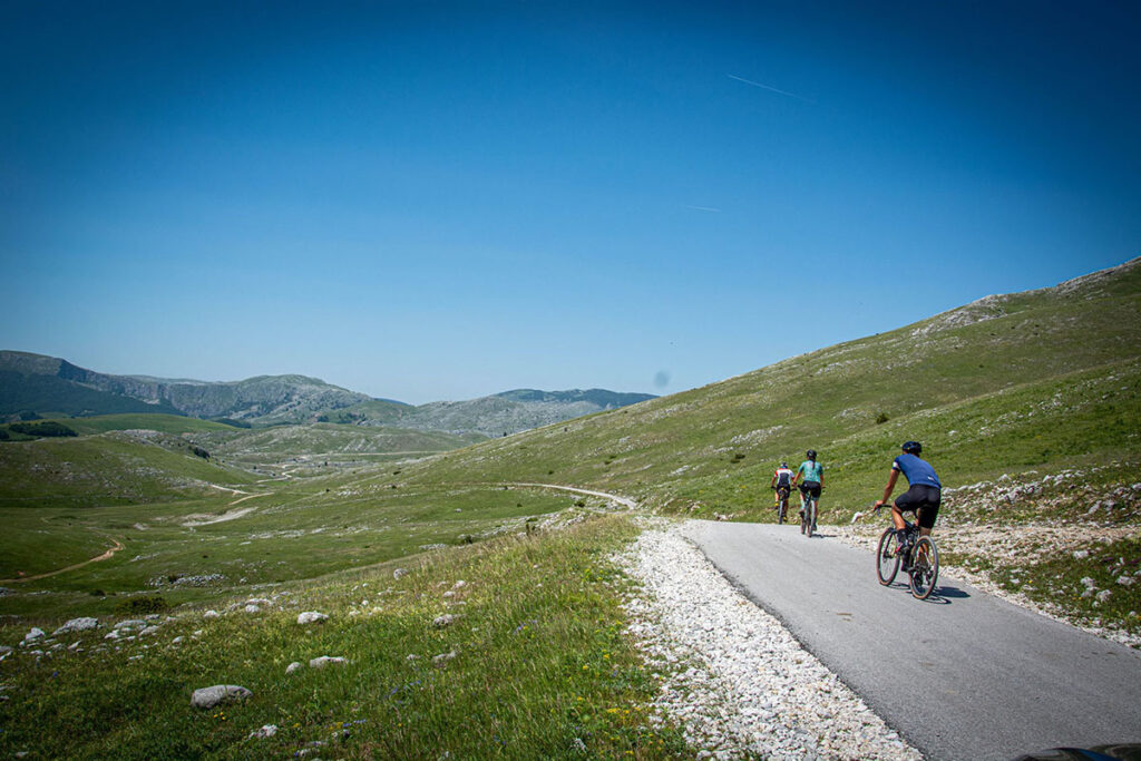 Mountainbiken door de bergen van Bosnië en Herzegovina