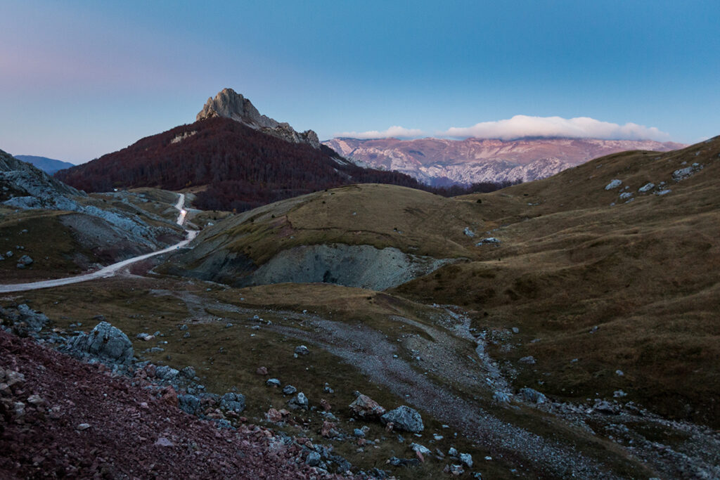 Puzim, Via Dinarica Puzim, Via Dinarica